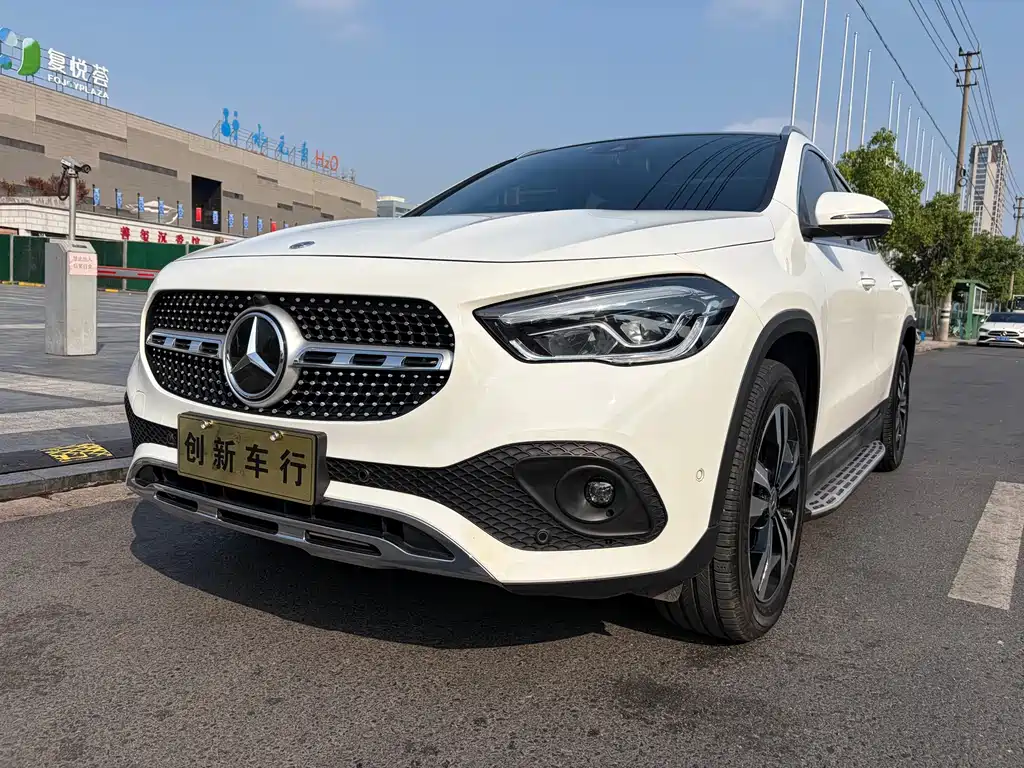 Mercedes-Benz GLA — миниатюра 2