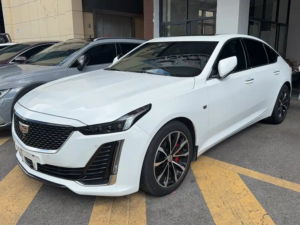 Cadillac CT5 — миниатюра 2