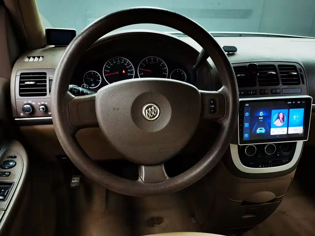 Buick GL8 — миниатюра 13