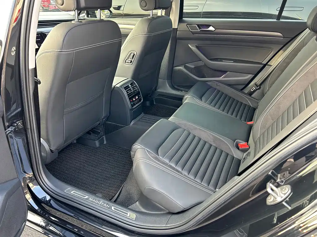 Volkswagen Magotan — миниатюра 6