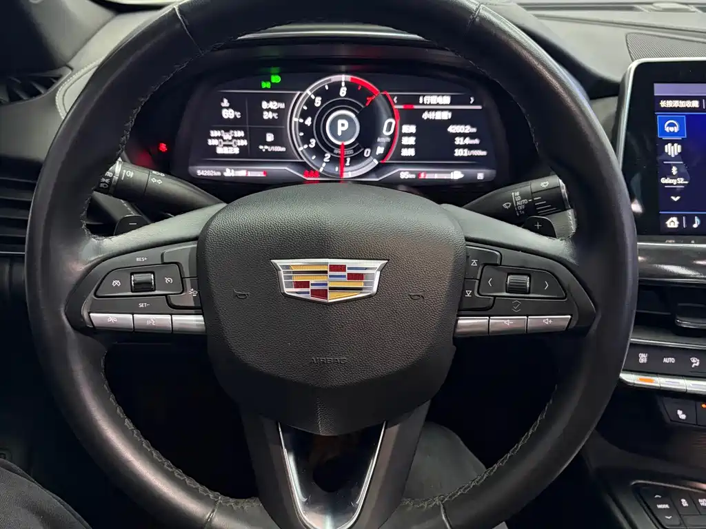 Cadillac CT5 — миниатюра 10