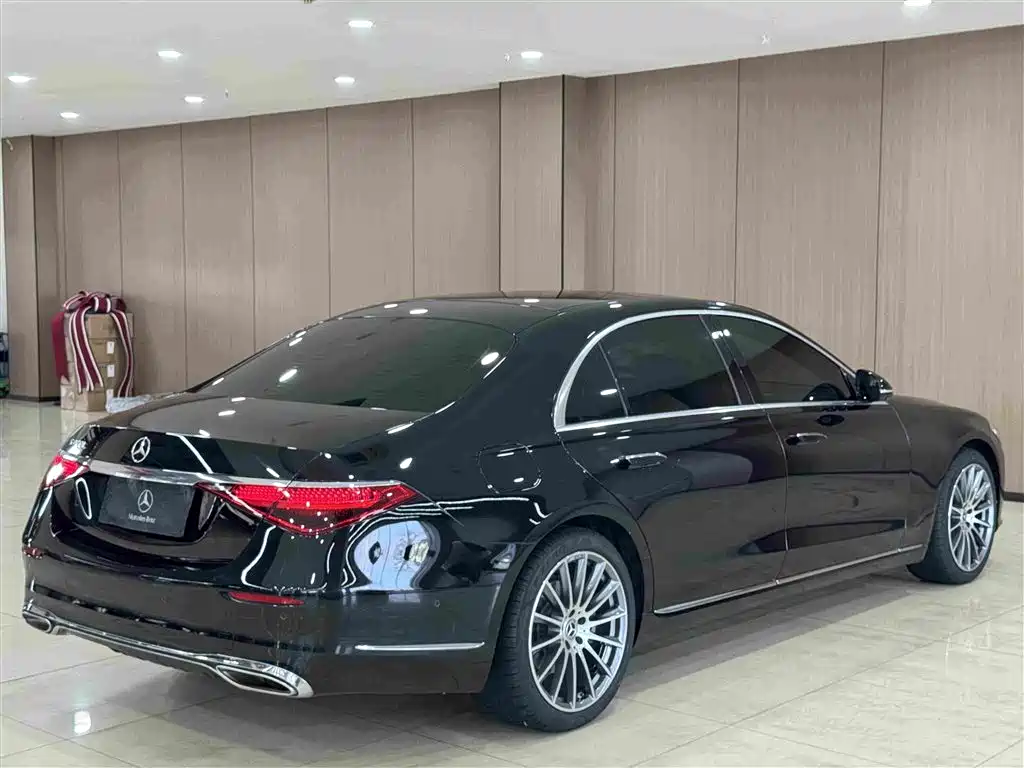 Mercedes-Benz S-Class — миниатюра 6