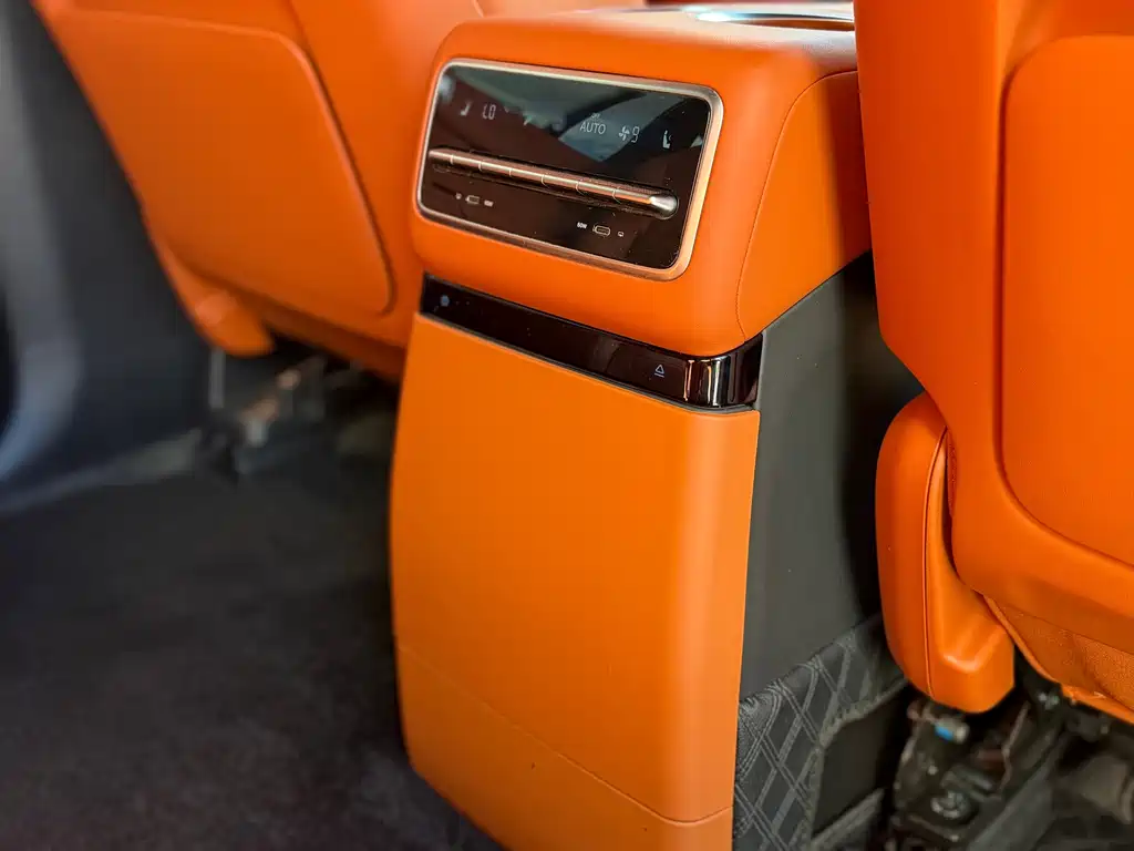 Li Auto Li L9 — миниатюра 21