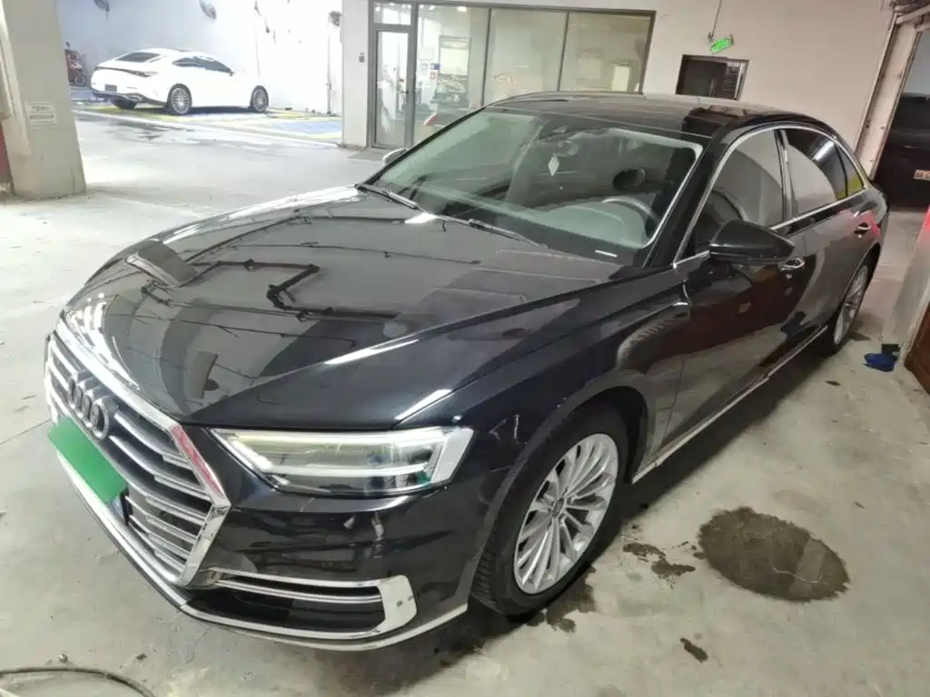 Audi A8 — миниатюра 2