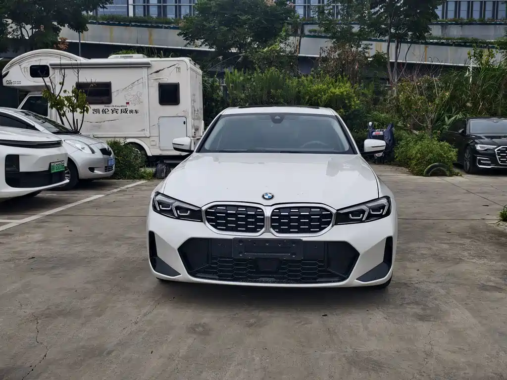 BMW 3 Series — миниатюра 2