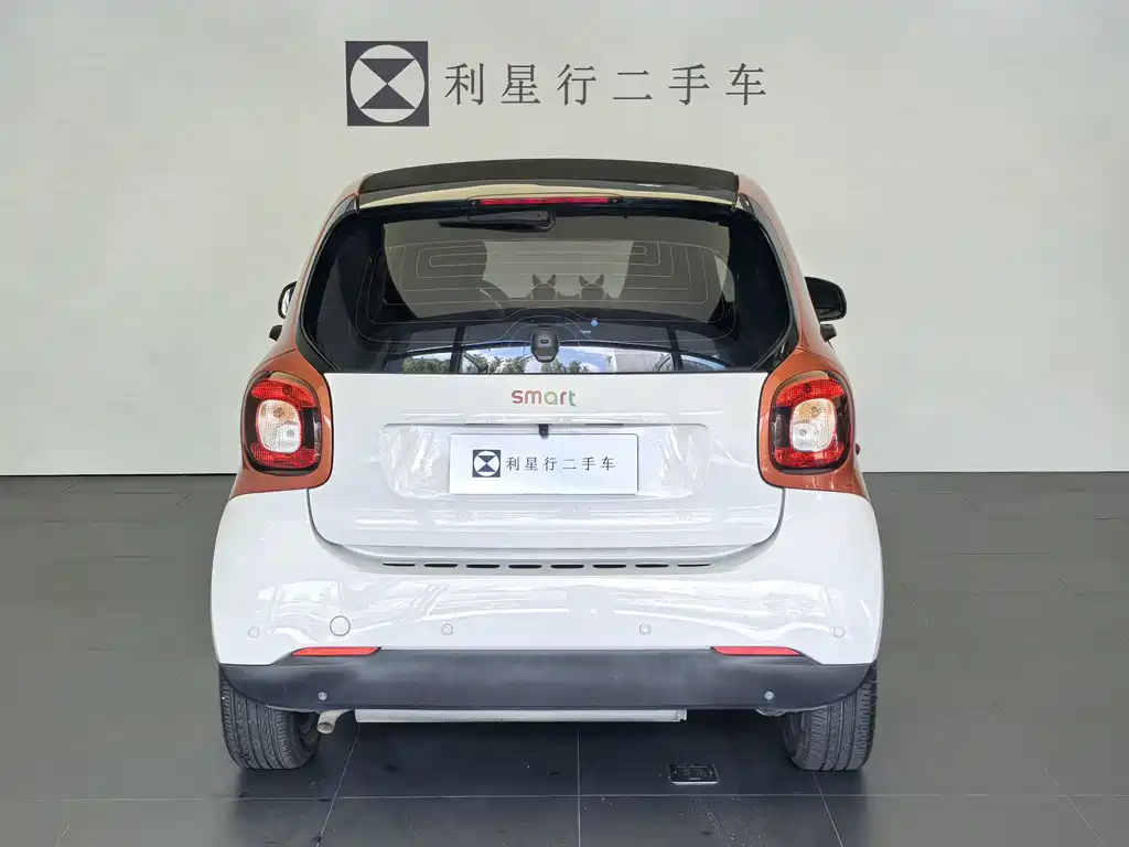 smart Smart Fortwo — миниатюра 8