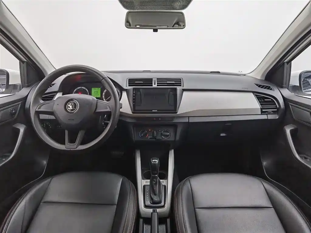 Skoda Fabia 2017 1.4L AT