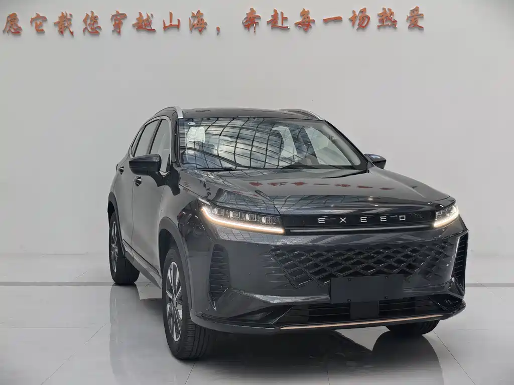 Exeed Zhaofeng — миниатюра 4