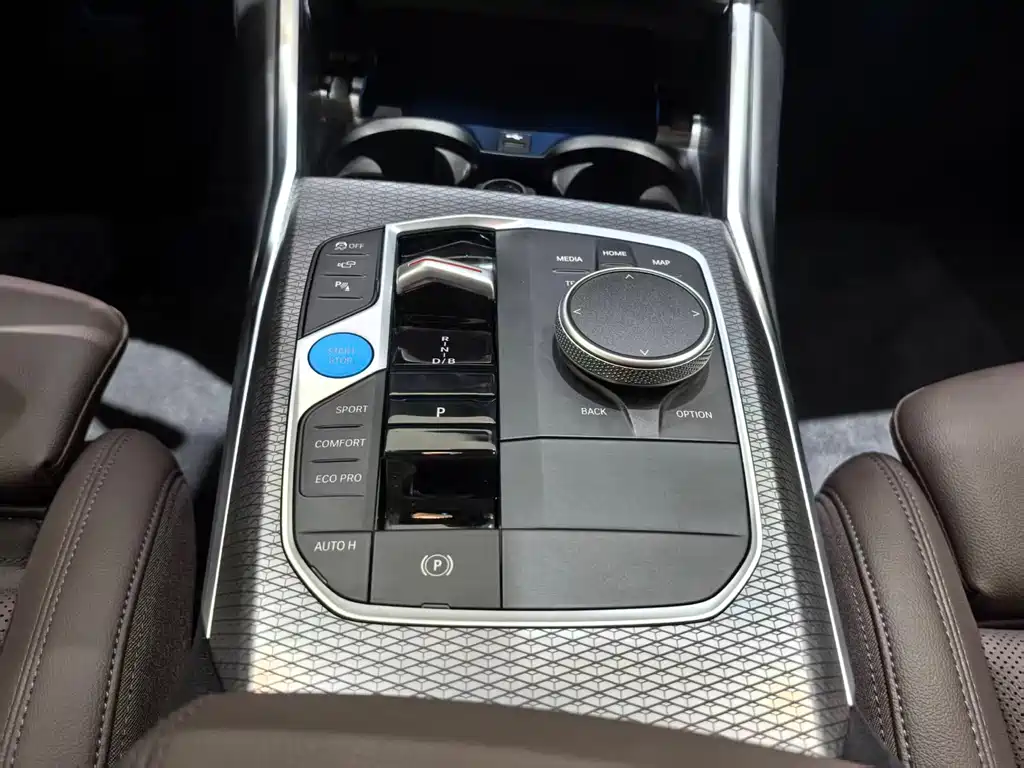 BMW i3 — миниатюра 7