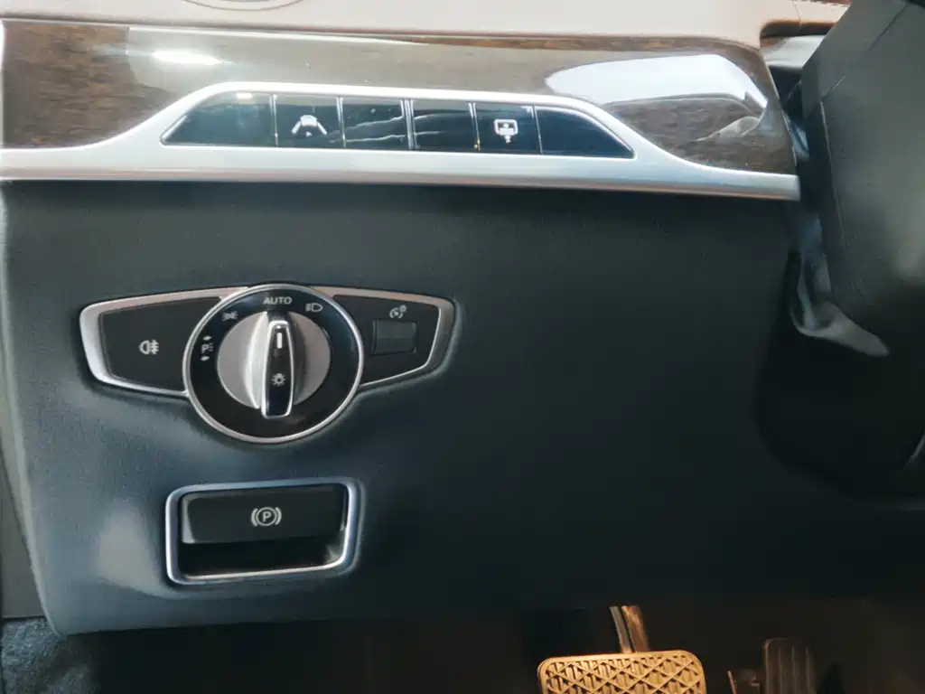 Mercedes-Benz S-Class — миниатюра 20