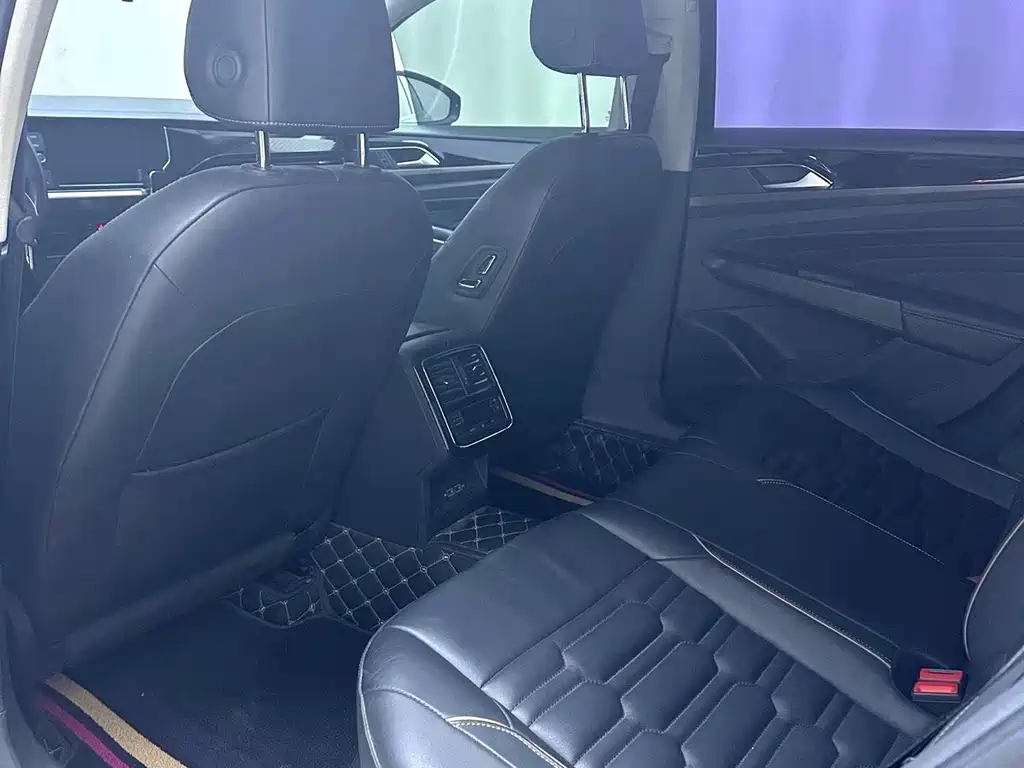 Volkswagen Passat — миниатюра 6