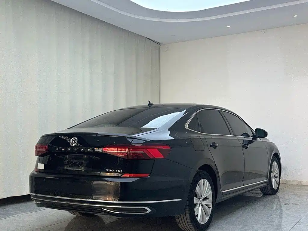 Volkswagen Passat — миниатюра 9
