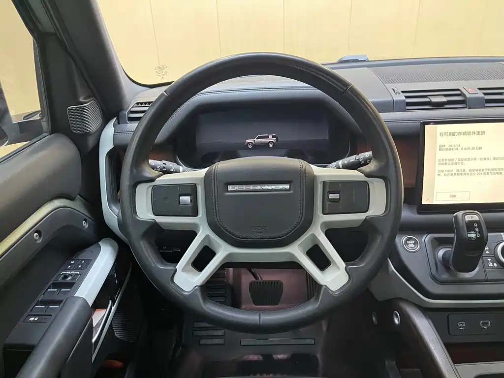 Land Rover Defender — миниатюра 10