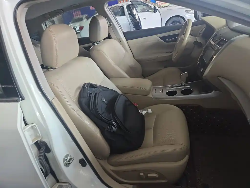 Nissan Teana — миниатюра 6