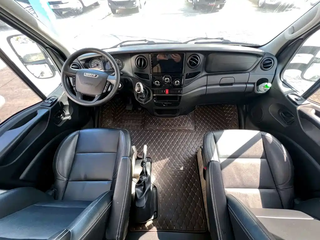 IVECO Ousheng — миниатюра 5