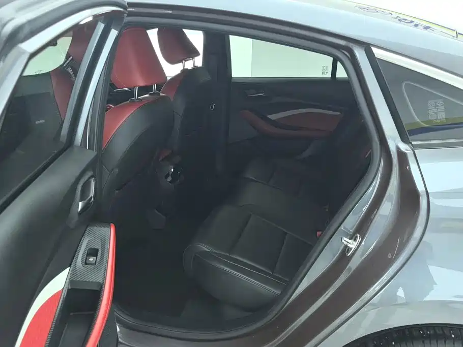 MG MG5 — миниатюра 11
