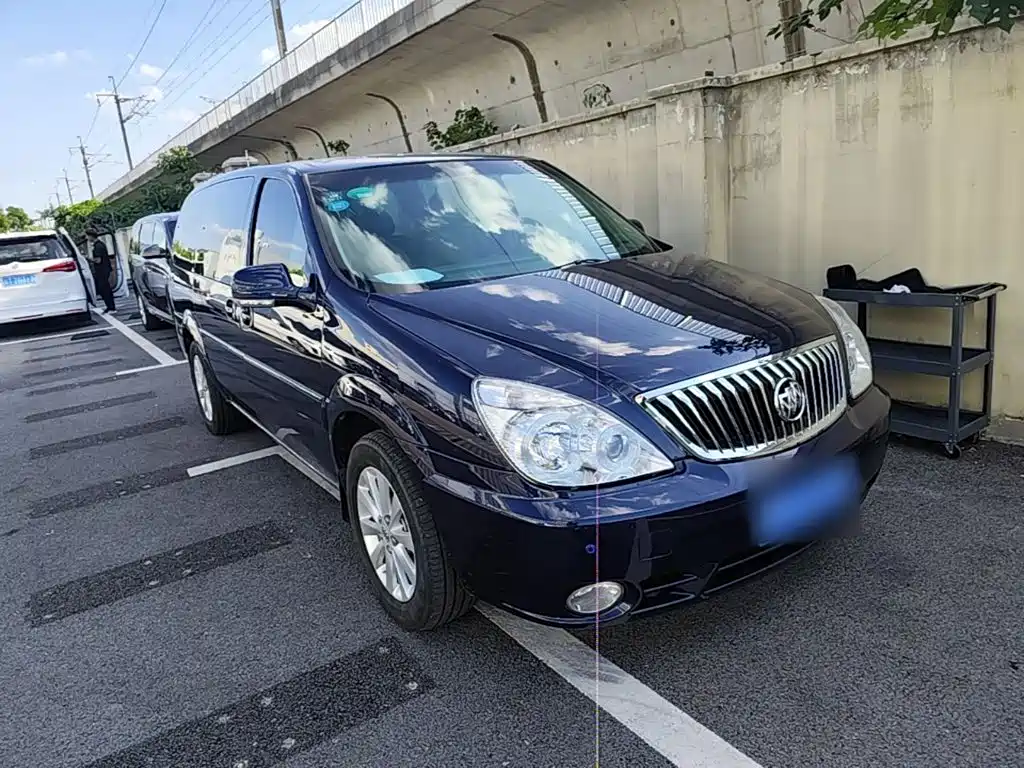 Buick GL8 — миниатюра 4