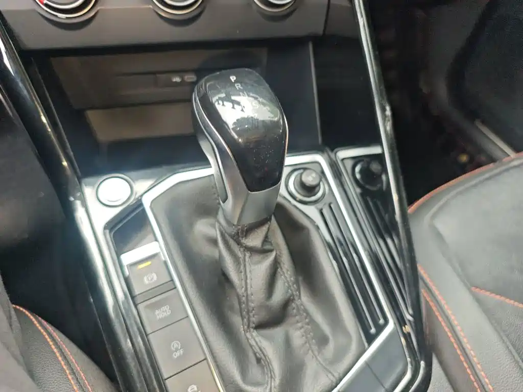 Volkswagen Tayron 2021 330TSI 30