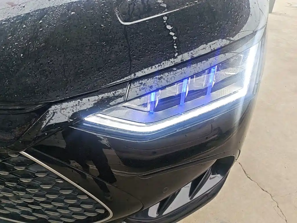 BYD Han — миниатюра 24