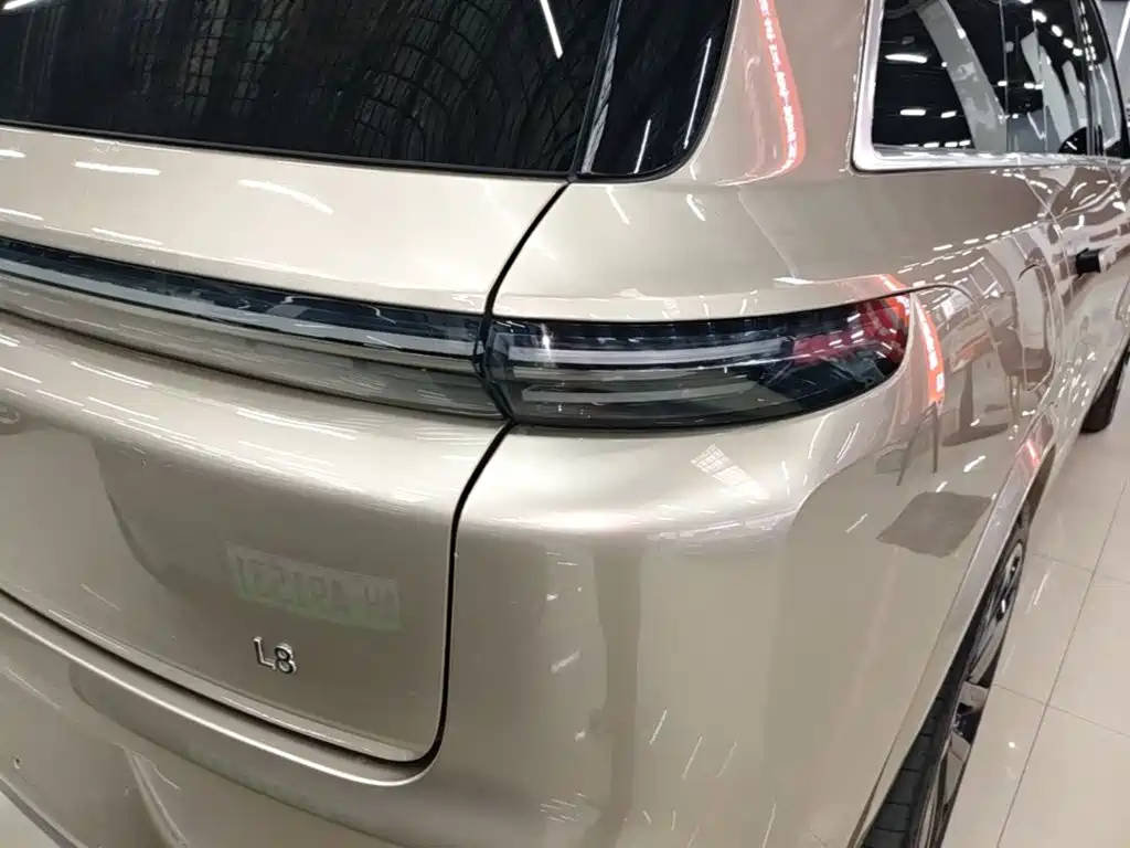 Li Auto Li L8 — миниатюра 8