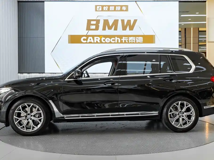 BMW X7 — миниатюра 3