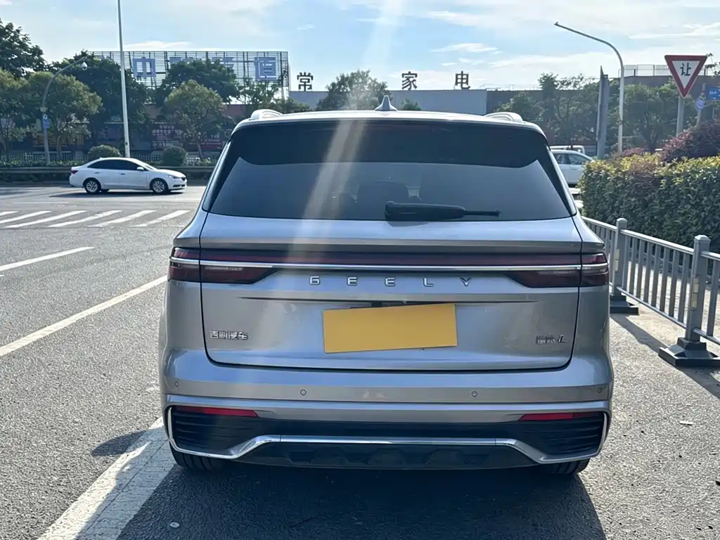 Geely Xingyue L — миниатюра 5