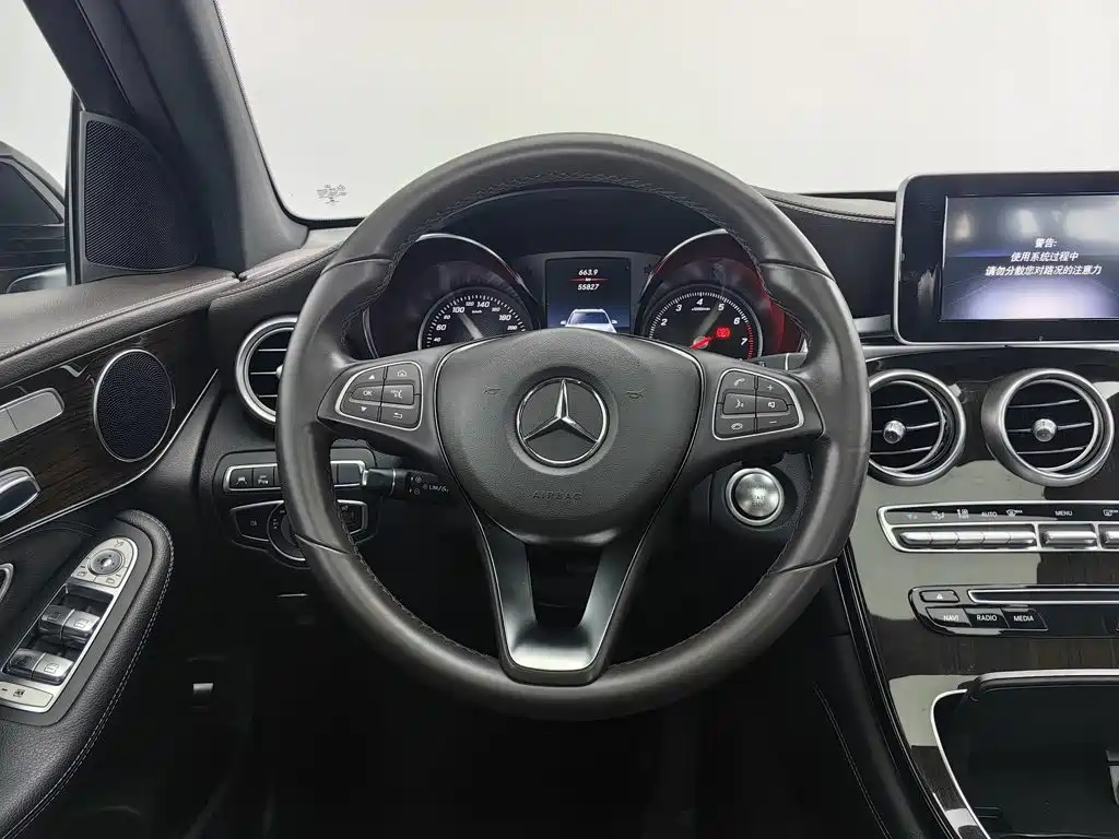 Mercedes-Benz GLC — миниатюра 11
