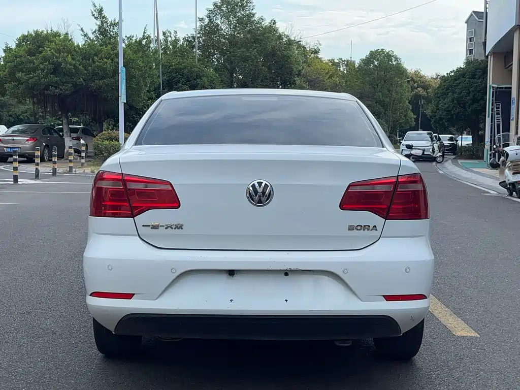 Volkswagen Bora — миниатюра 5