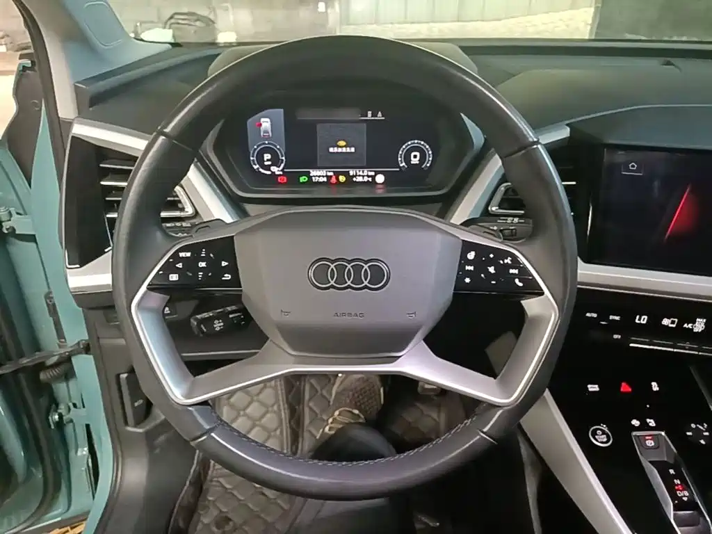 Audi Q5 e-tron — миниатюра 11