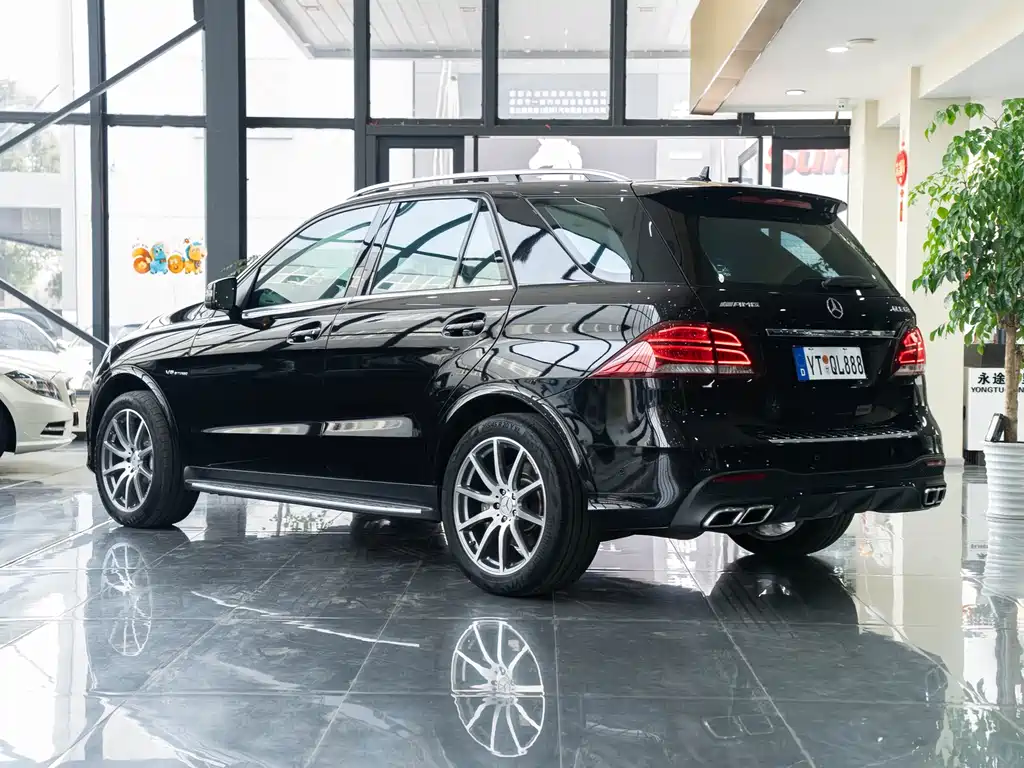 Mercedes-Benz GLE A MG 2015 AMG GLE 63 4MATIC