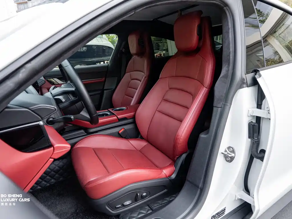 Porsche Taycan — миниатюра 8