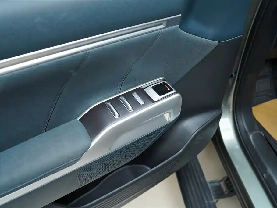 Changan Deepal DARK BLUE G318