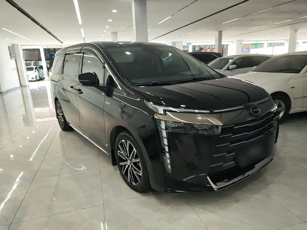 GAC Motor Trumpchi E8 PHEV — миниатюра 4