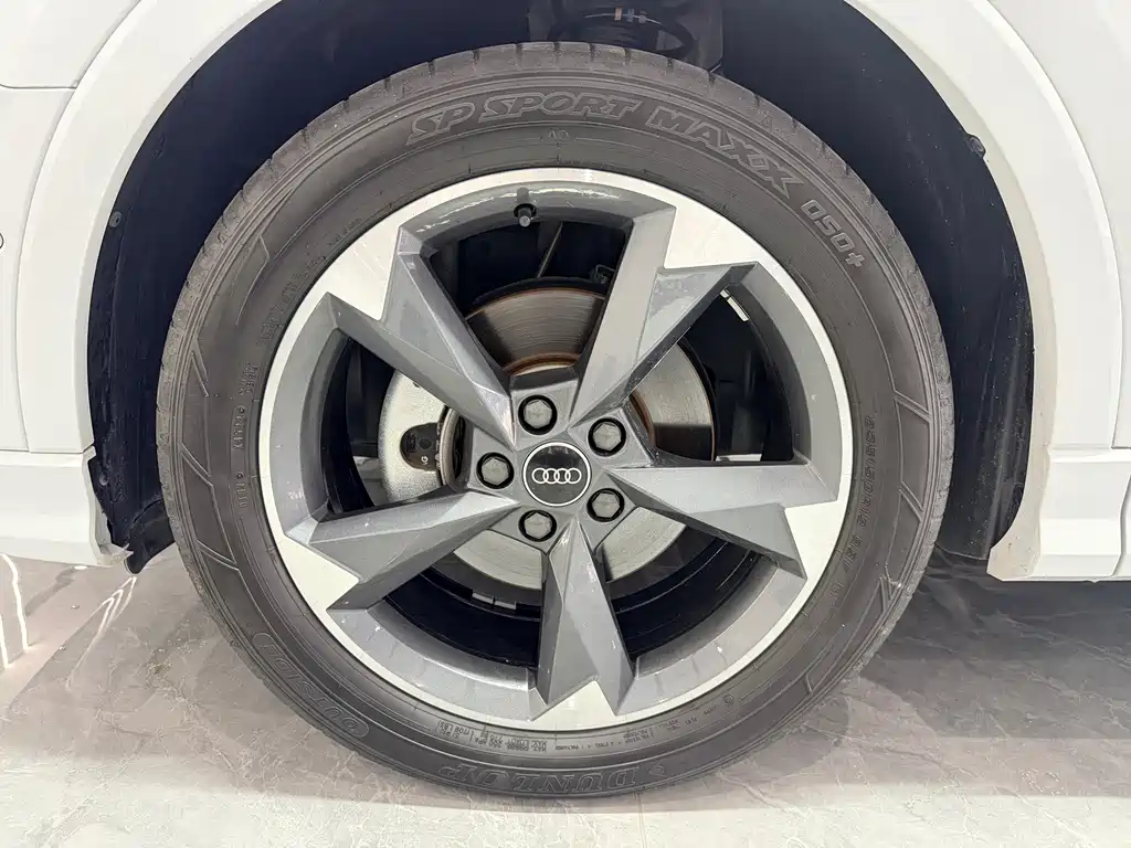 Audi Q3 — миниатюра 7