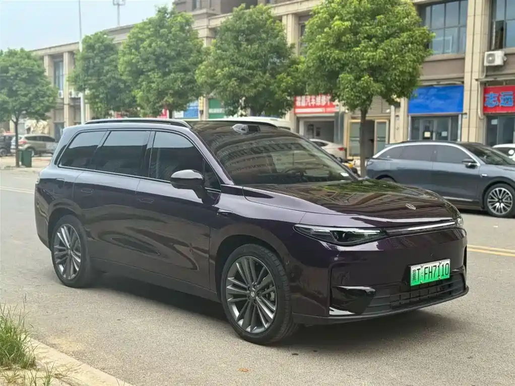 ZERO-RUNNING CAR ZERO RUN C16