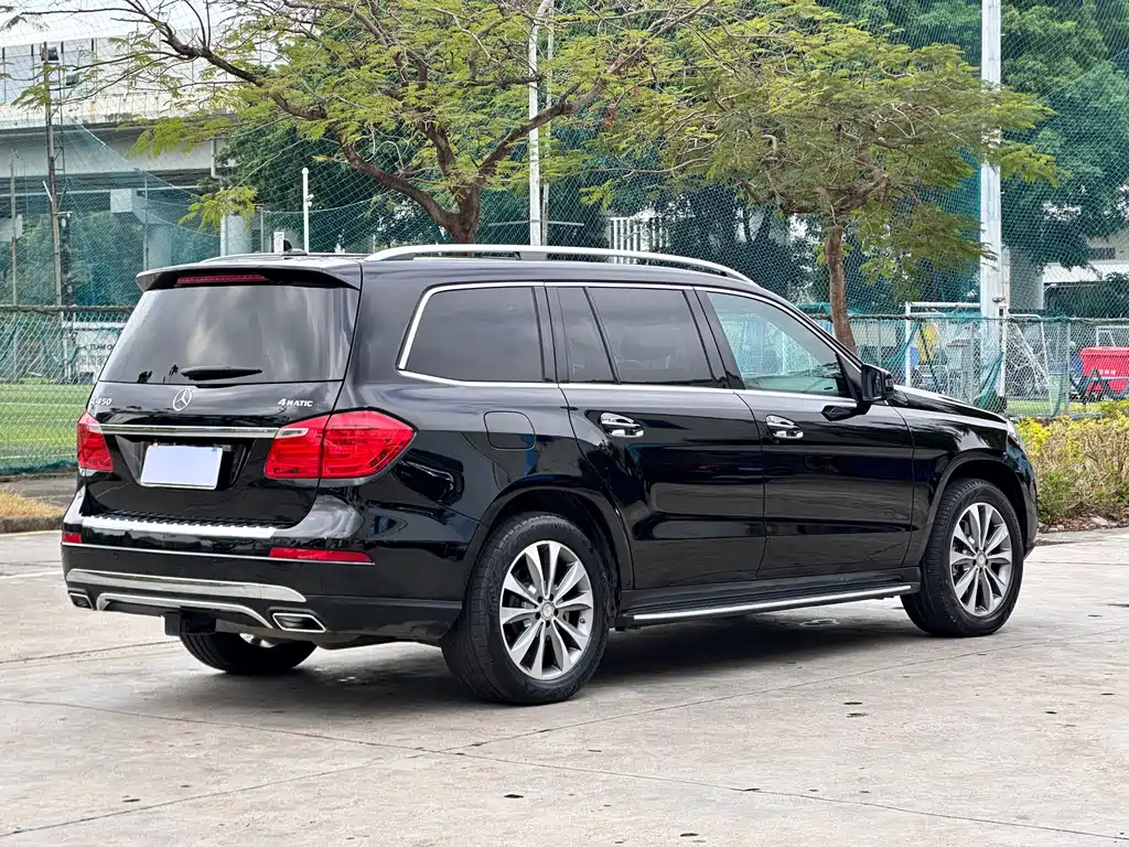 Mercedes-Benz GL-Class — миниатюра 5