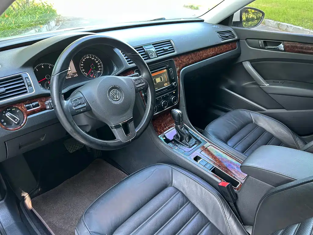Volkswagen Passat — миниатюра 12