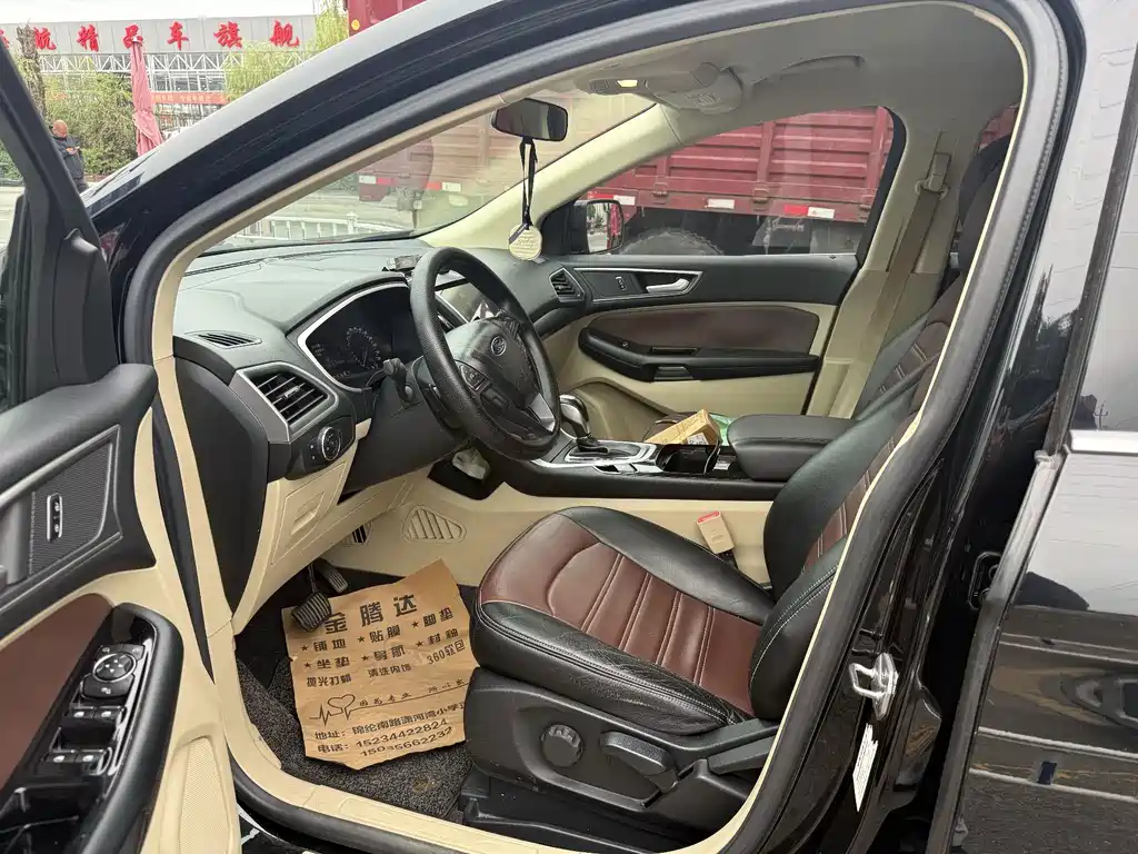 Ford Edge — миниатюра 4