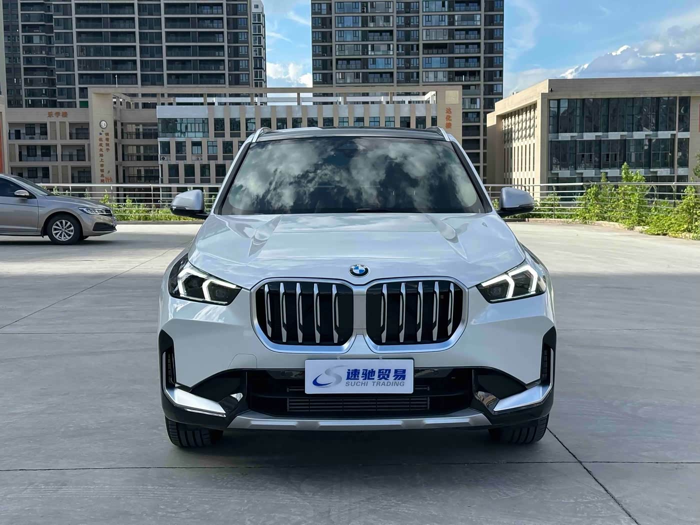 BMW X1 1.5 л 2023 г. Белый, пробег 29000 км