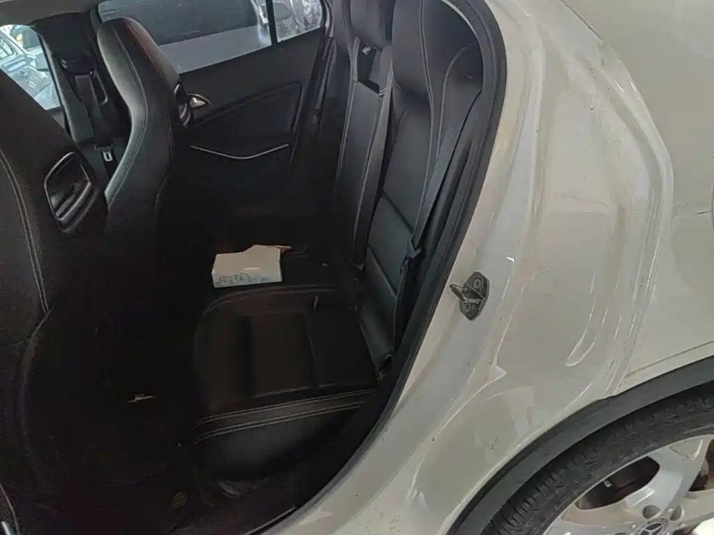 Mercedes-Benz GLA — миниатюра 17
