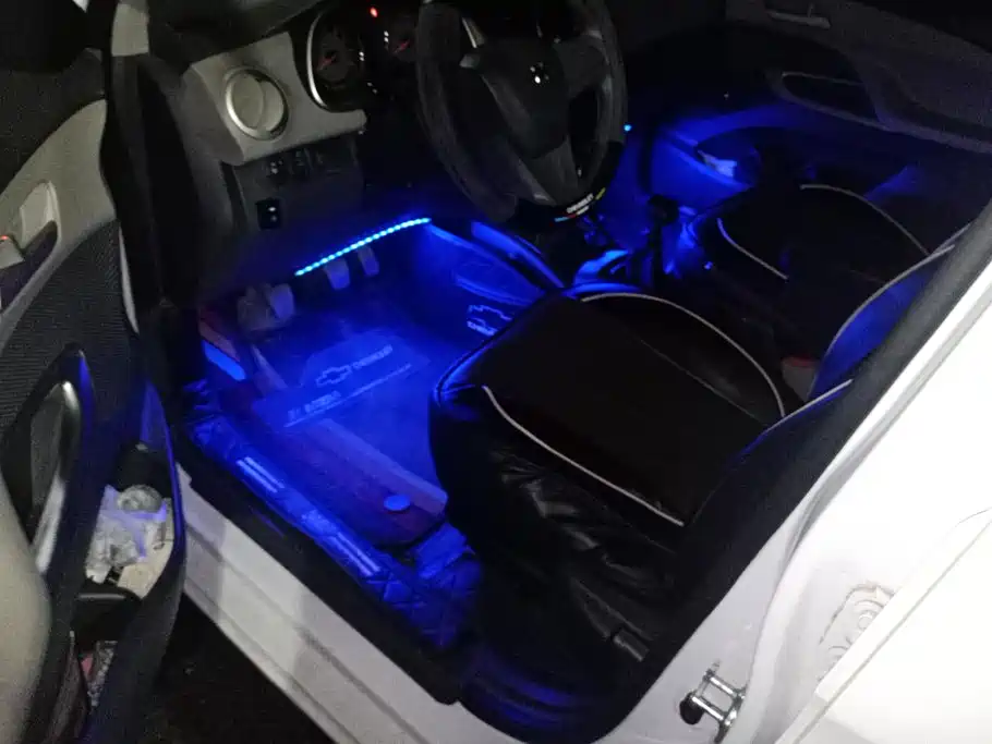Chevrolet Sail — миниатюра 9