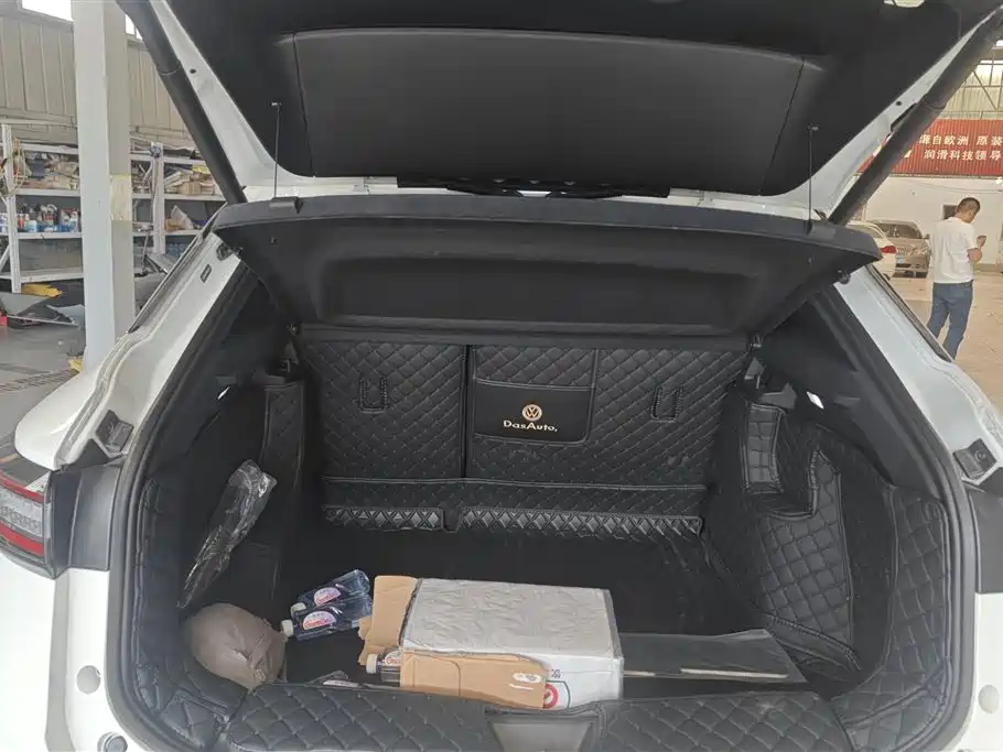 Volkswagen ID.4 X 2025 Smart