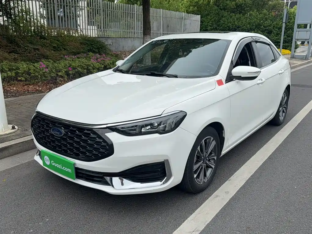 Ford Escort 2021