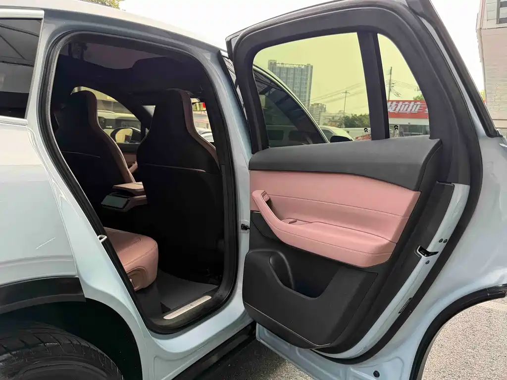 NIO EC6 — миниатюра 25