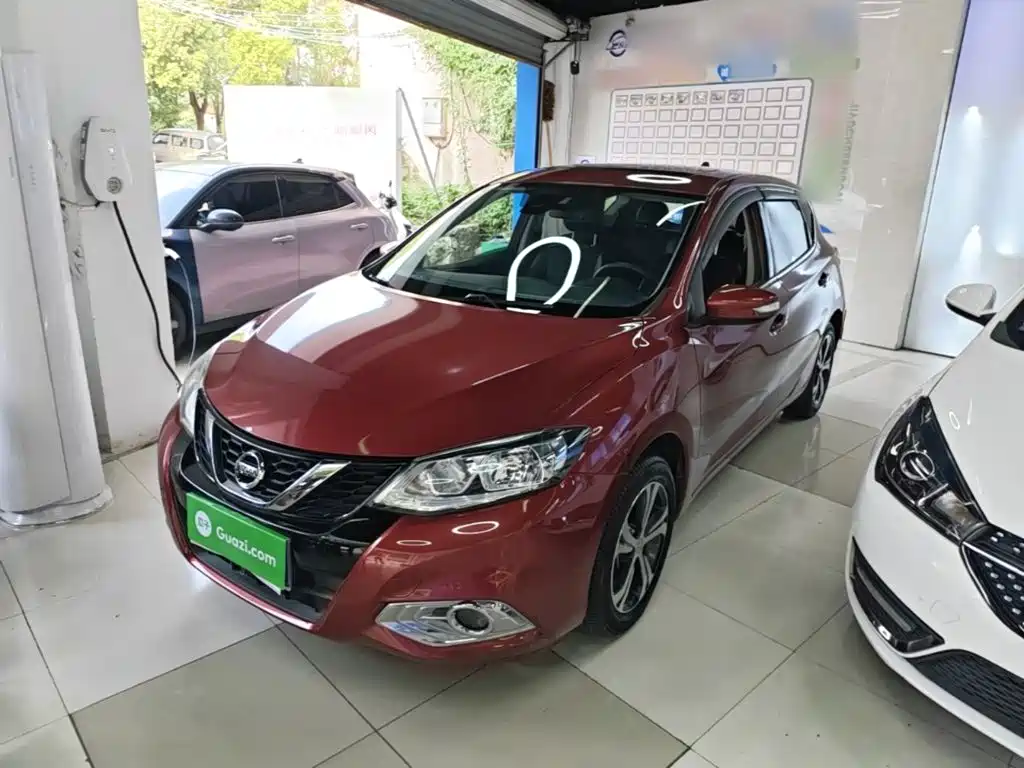 Nissan Tiida — миниатюра 2