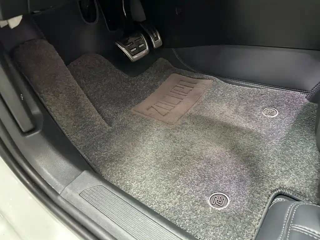 Volkswagen Golf — миниатюра 9