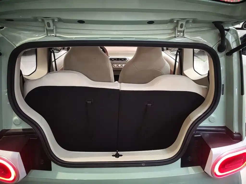 Wuling MINIEV — миниатюра 19
