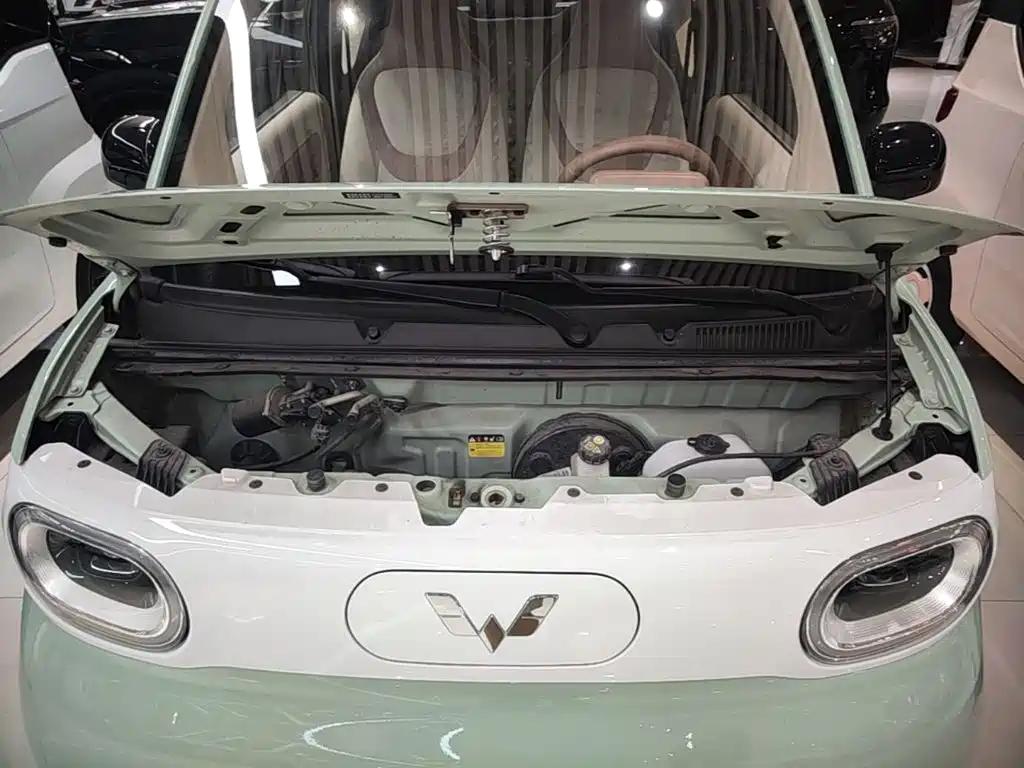 Wuling MINIEV — миниатюра 20