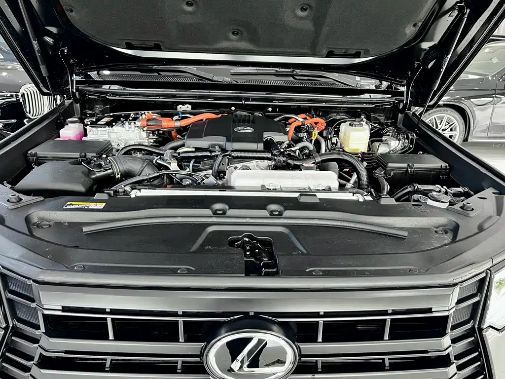 Lexus GX — миниатюра 25