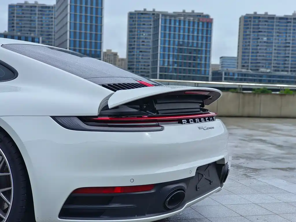 Porsche 911 2023 Carrera 3.0T